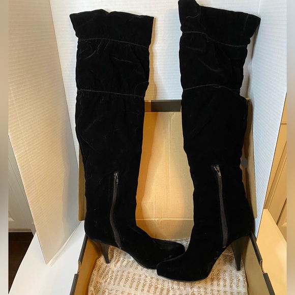 EUC Women's Size 8 Black Velour Over the Knee High Heeled Boots Shoes Dress - Picture 4 of 10